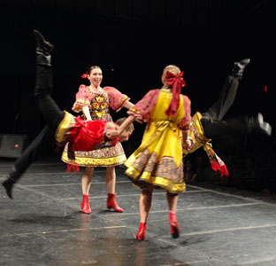 Photo by Ken Mahnke. Kalinka, Russian folk dance, ensemble Barynya, Alexander Rudoy, Alexey Maltsev, Olga Chpitalnaia, Anna Brovkina, Texas Tour 2011